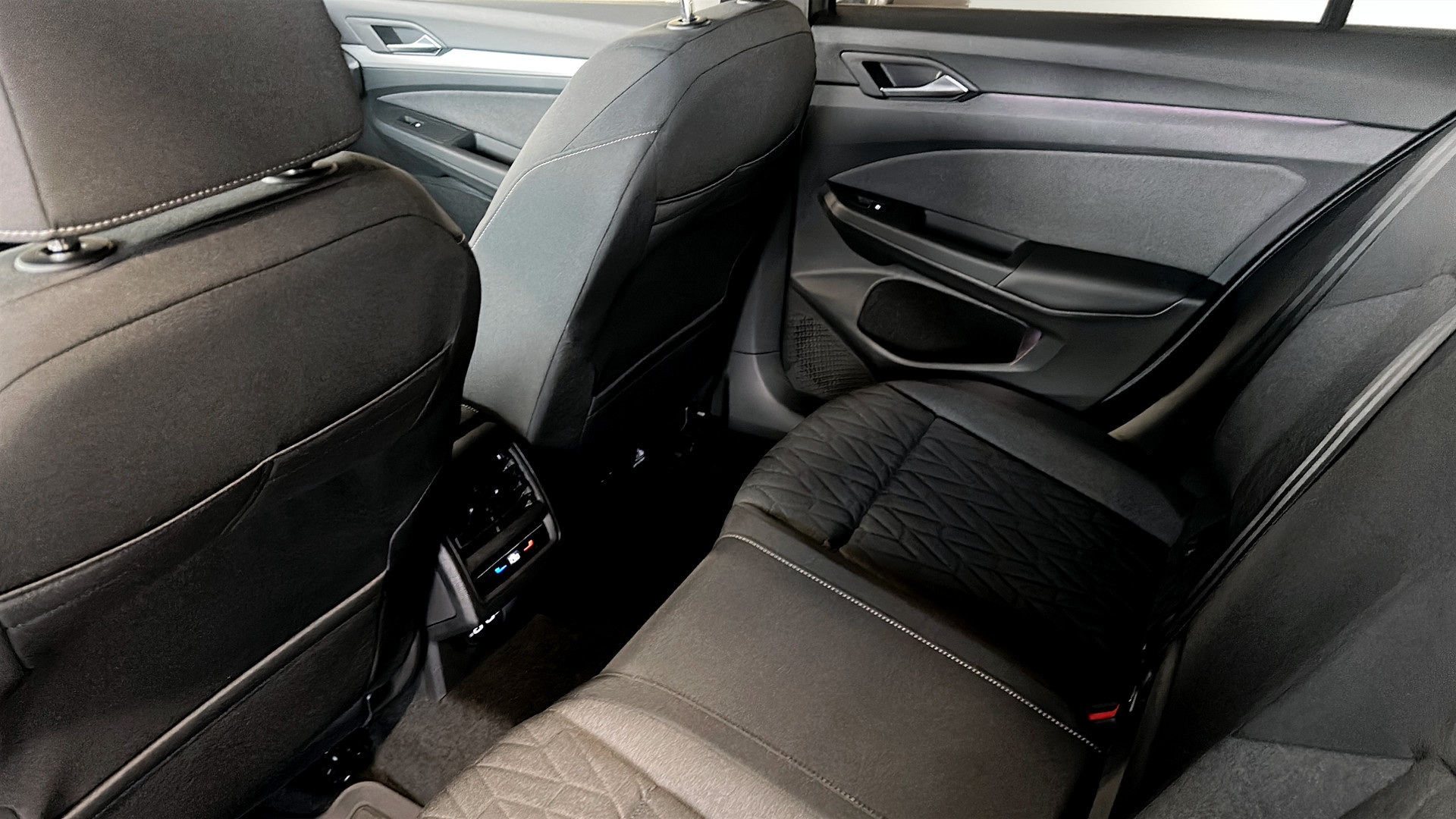 Volkswagen Golf AXL82M