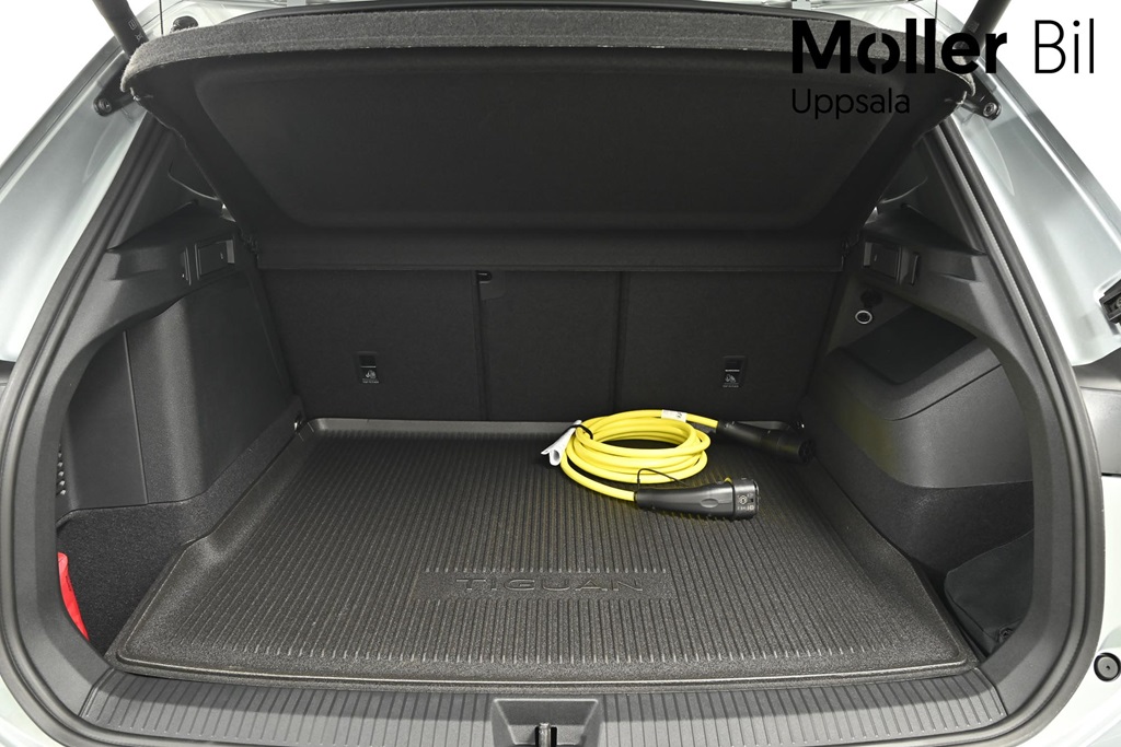 Volkswagen Tiguan AXP04Z