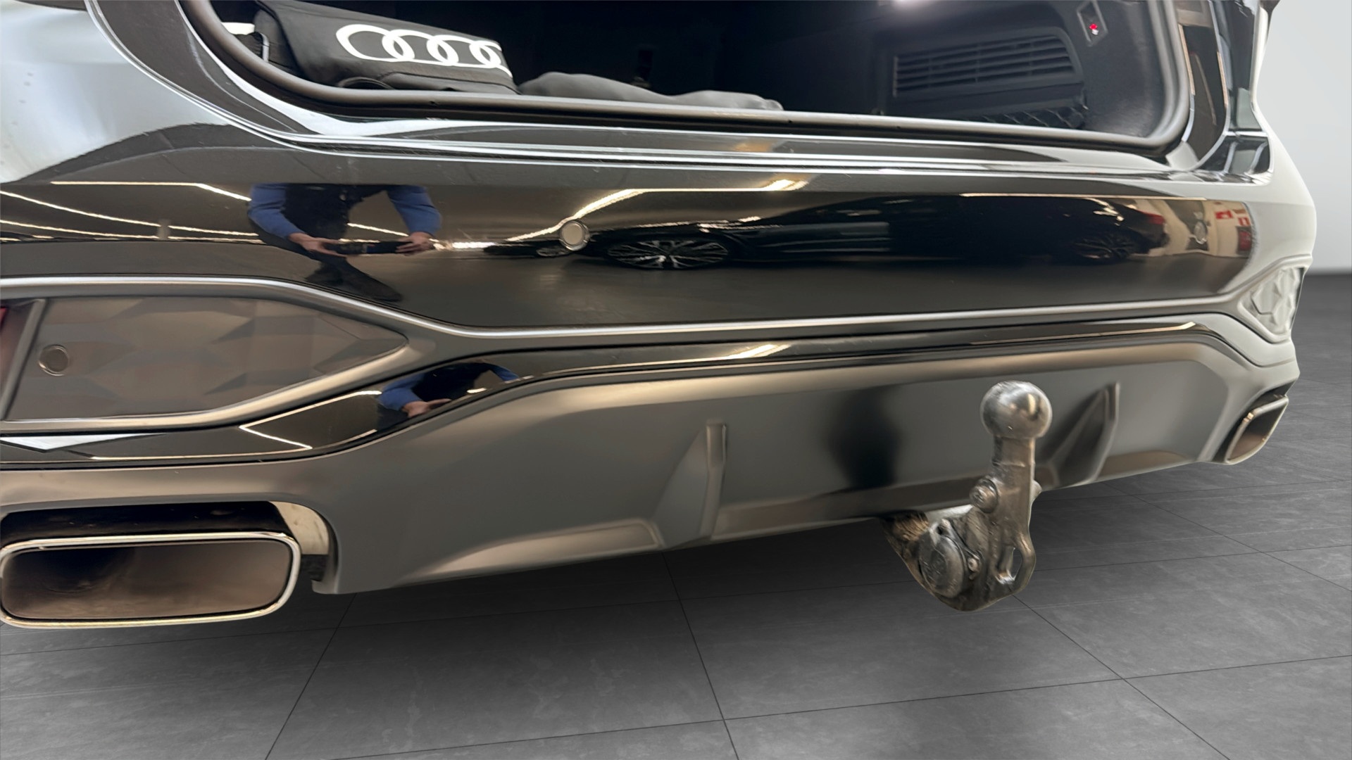 Audi A6 Avant AXT64X