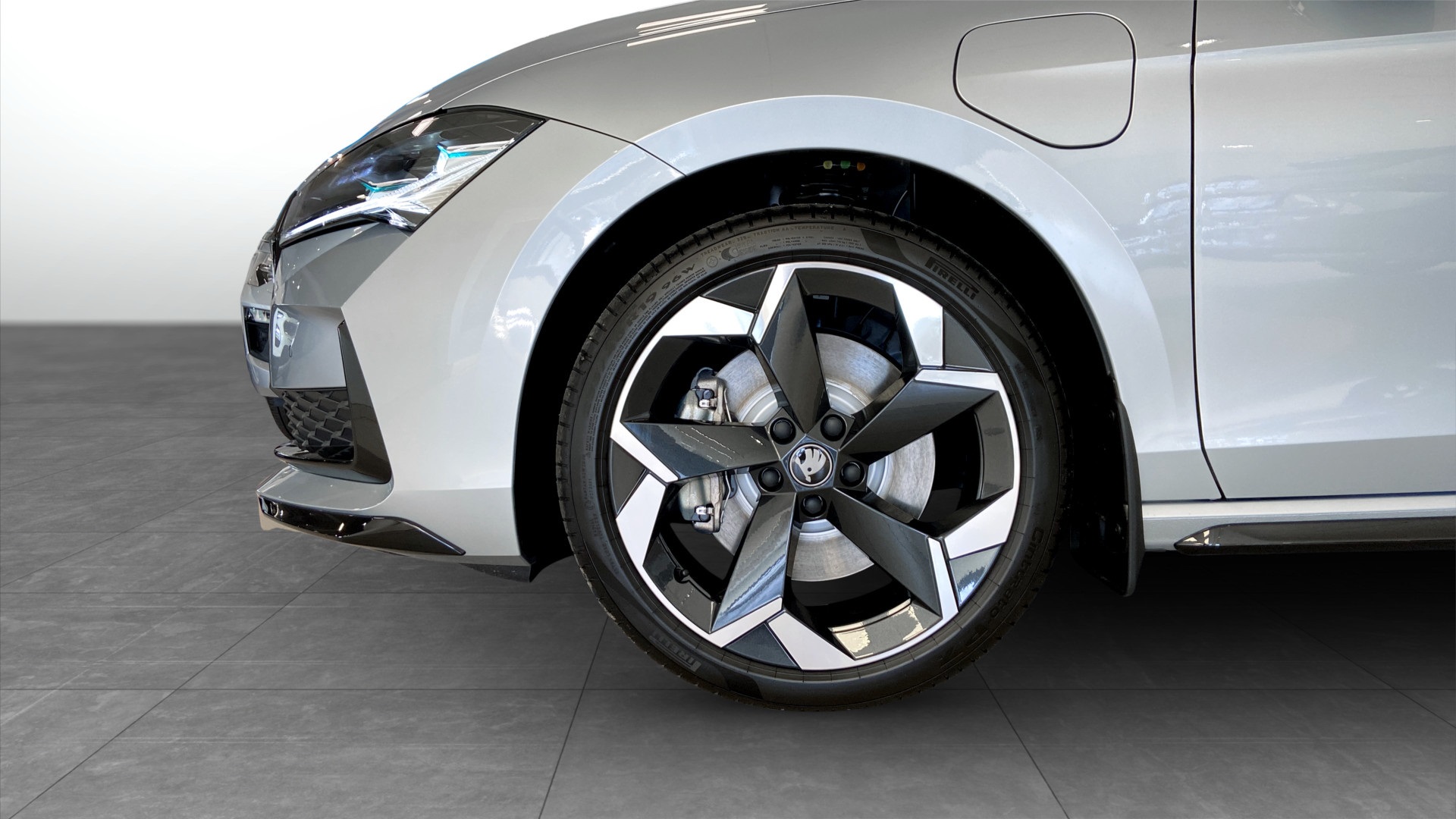 Skoda Superb Combi AYN65T