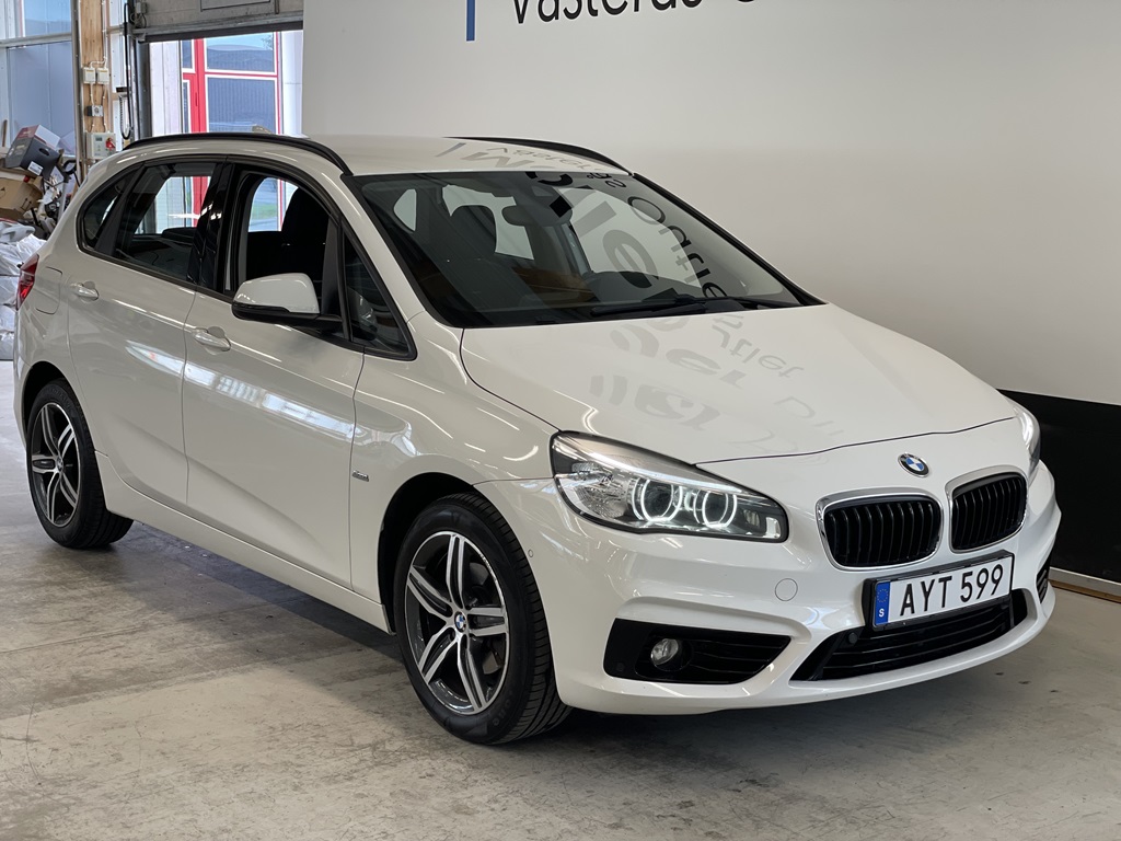 BMW 218 Active Tourer AYT599