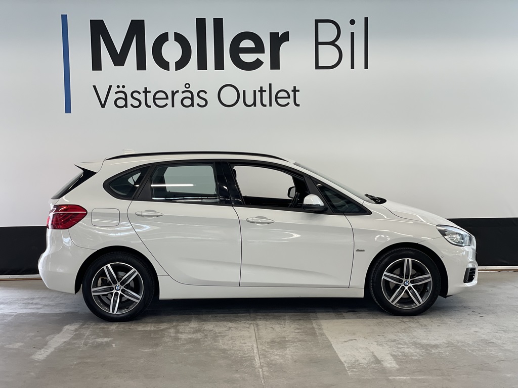 BMW 218 Active Tourer AYT599