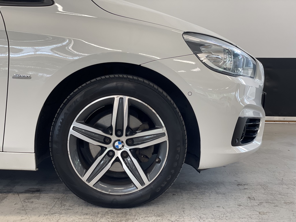BMW 218 Active Tourer AYT599