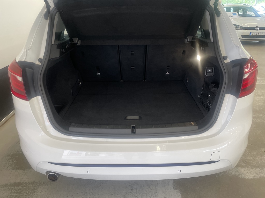 BMW 218 Active Tourer AYT599