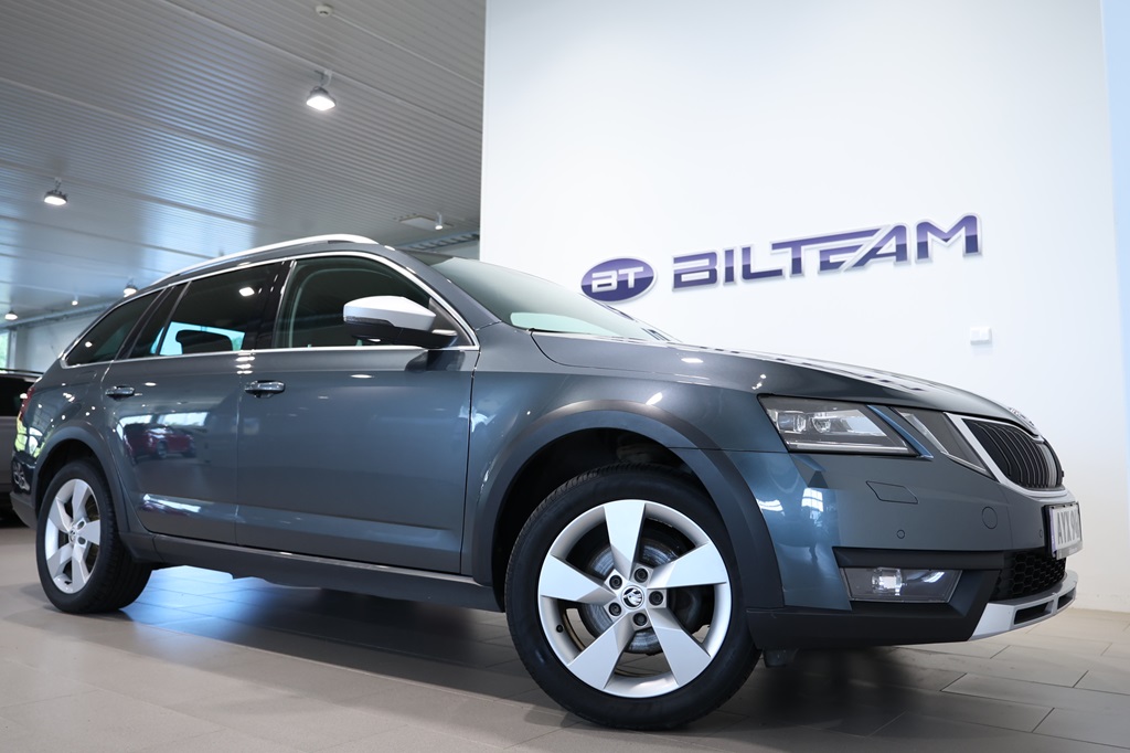 Skoda Octavia Combi AYX94A