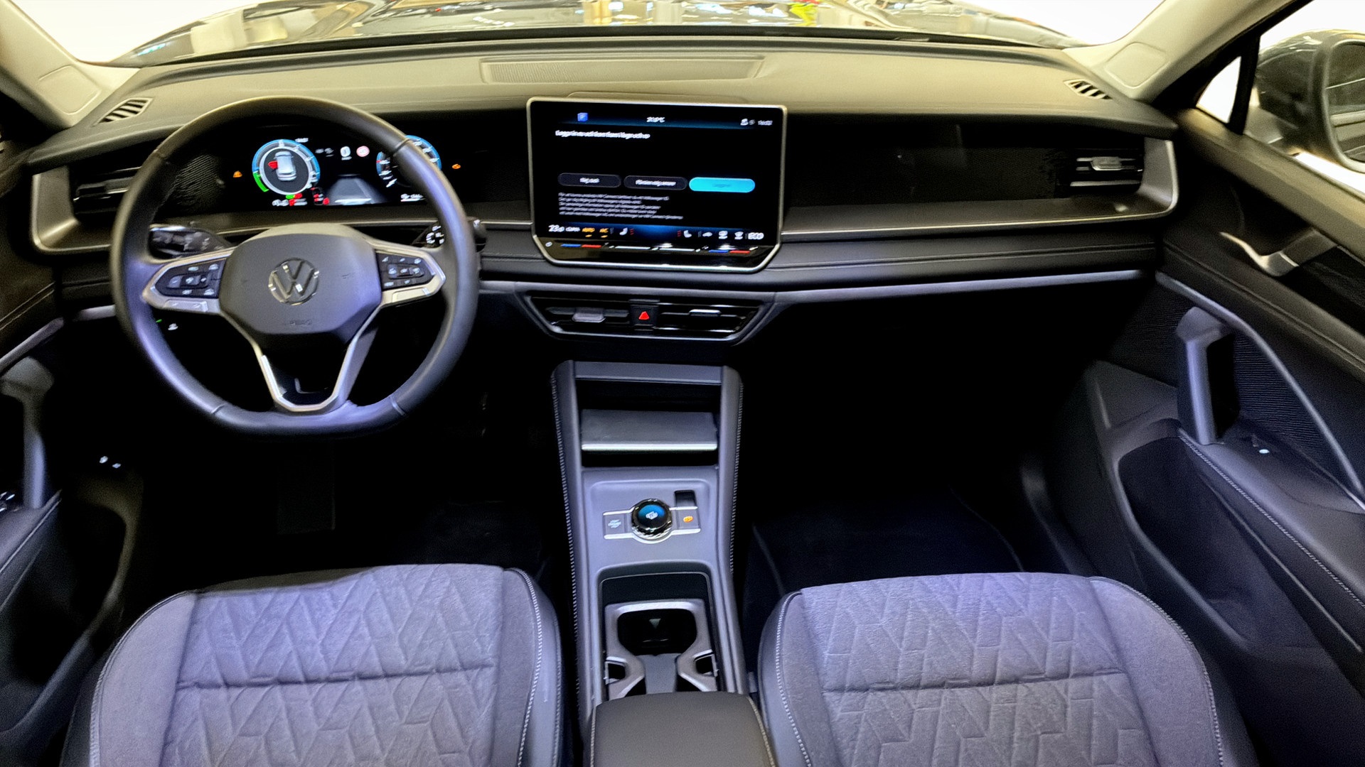 Volkswagen Tayron AZH27R