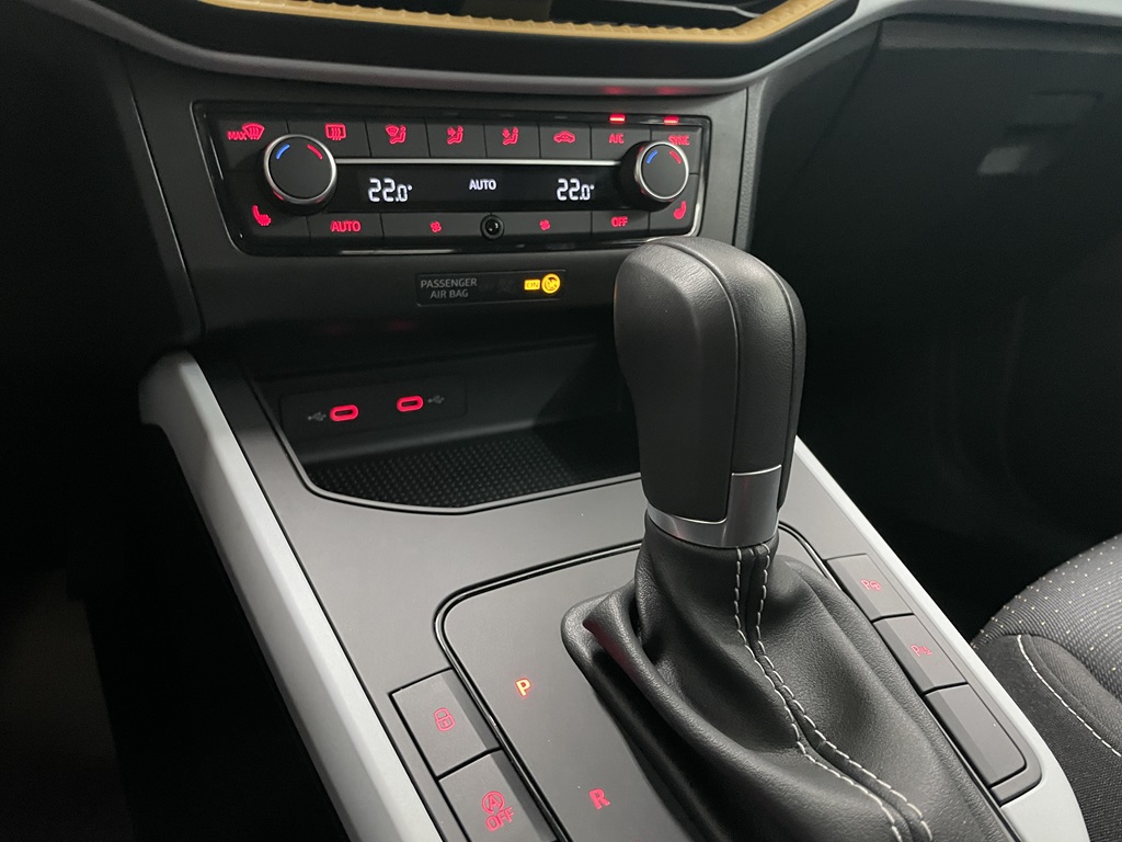 SEAT Arona AZK27S
