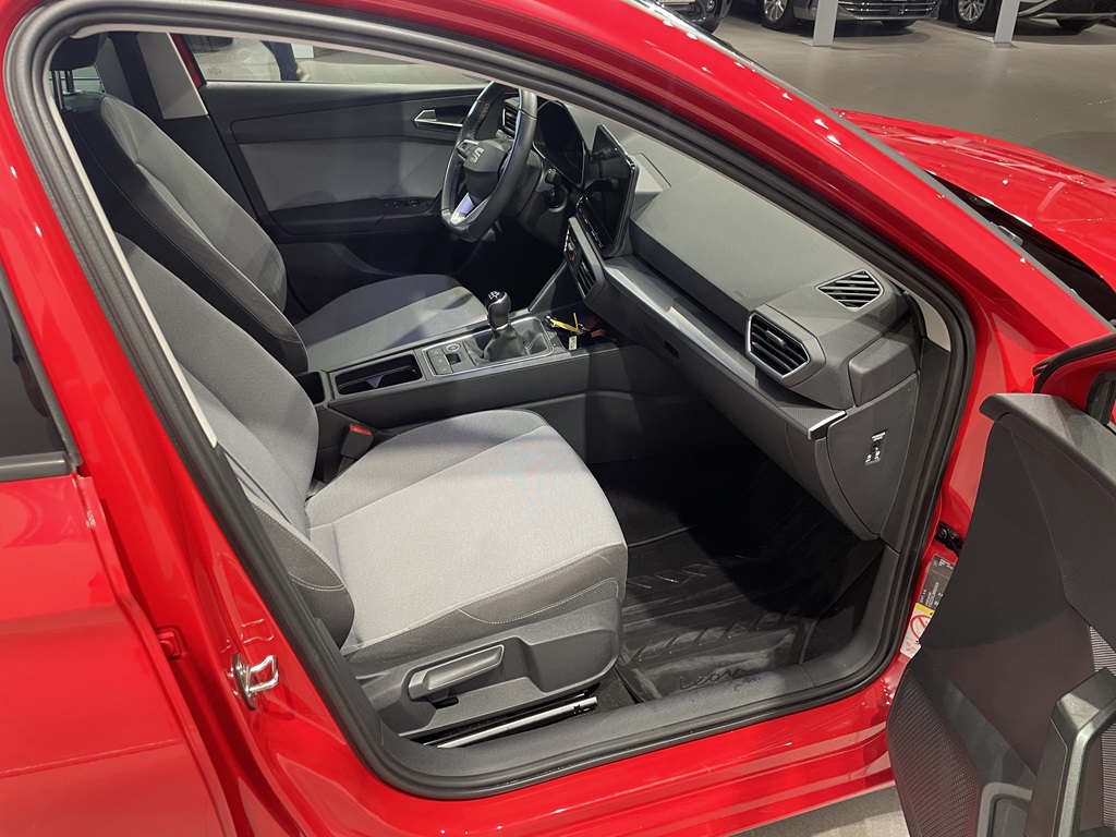 SEAT Leon AZK64M