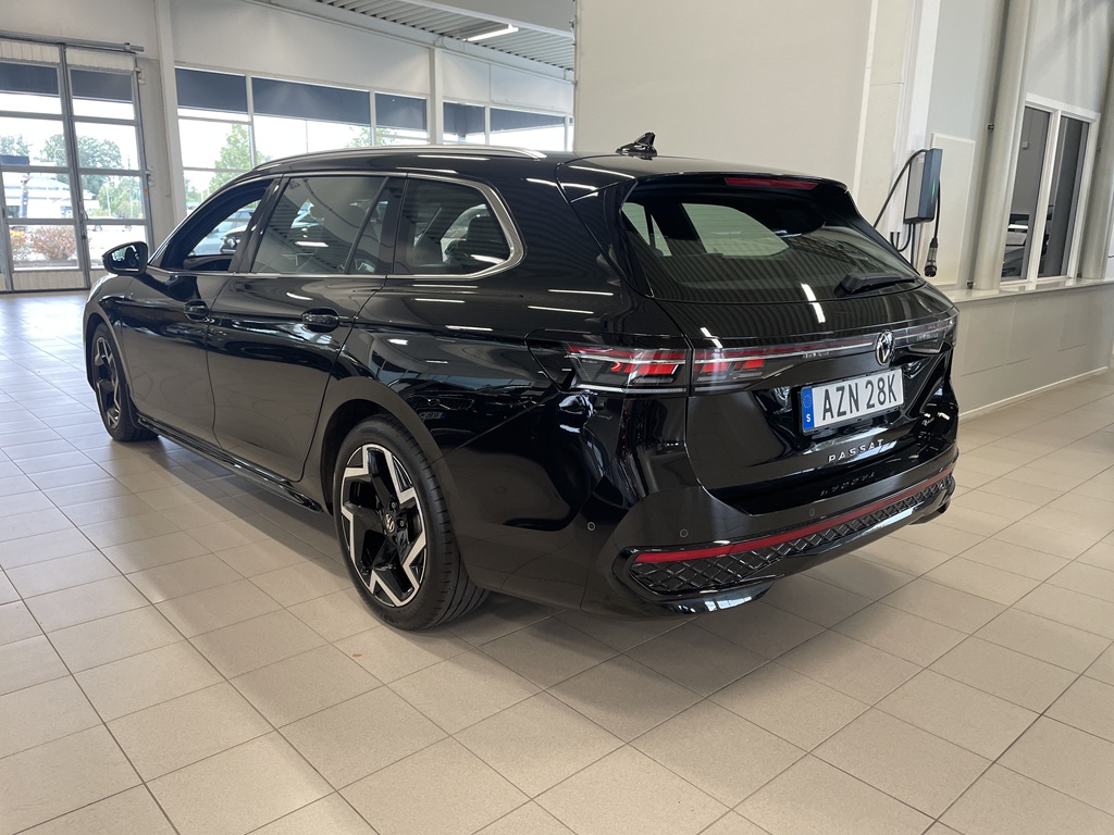 Volkswagen Passat AZN28K