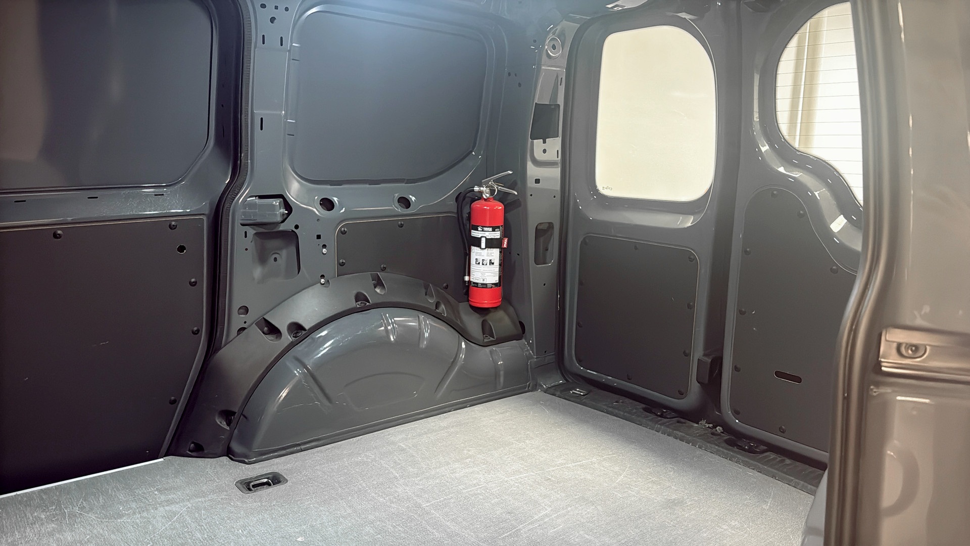 Volkswagen Caddy Cargo BAK18S