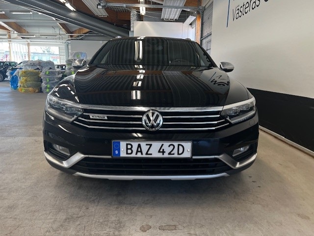 Volkswagen Passat BAZ42D