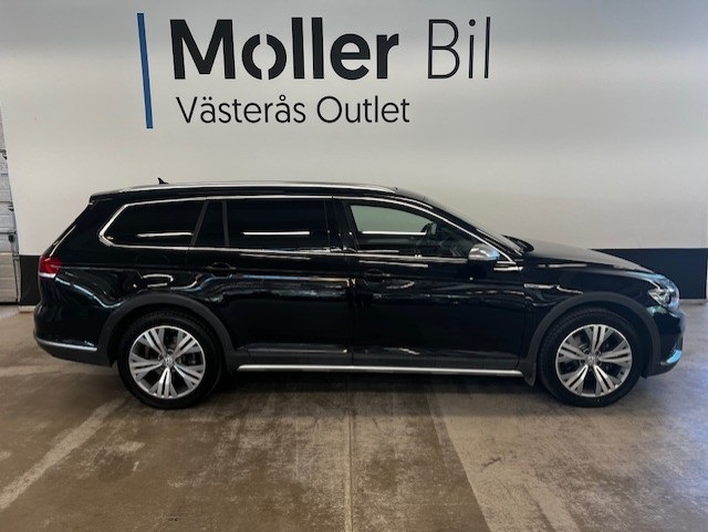 Volkswagen Passat BAZ42D