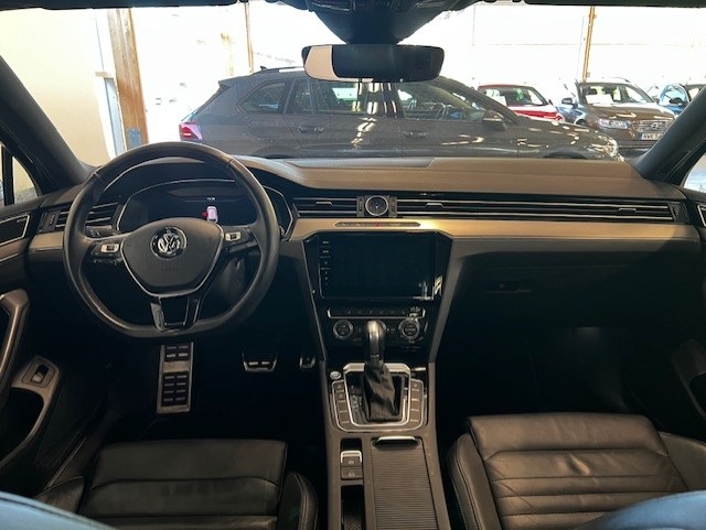 Volkswagen Passat BAZ42D