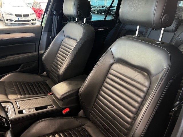 Volkswagen Passat BAZ42D
