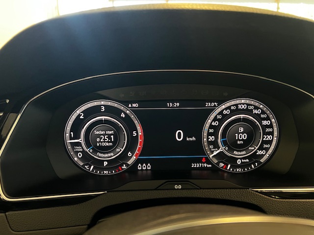 Volkswagen Passat BAZ42D
