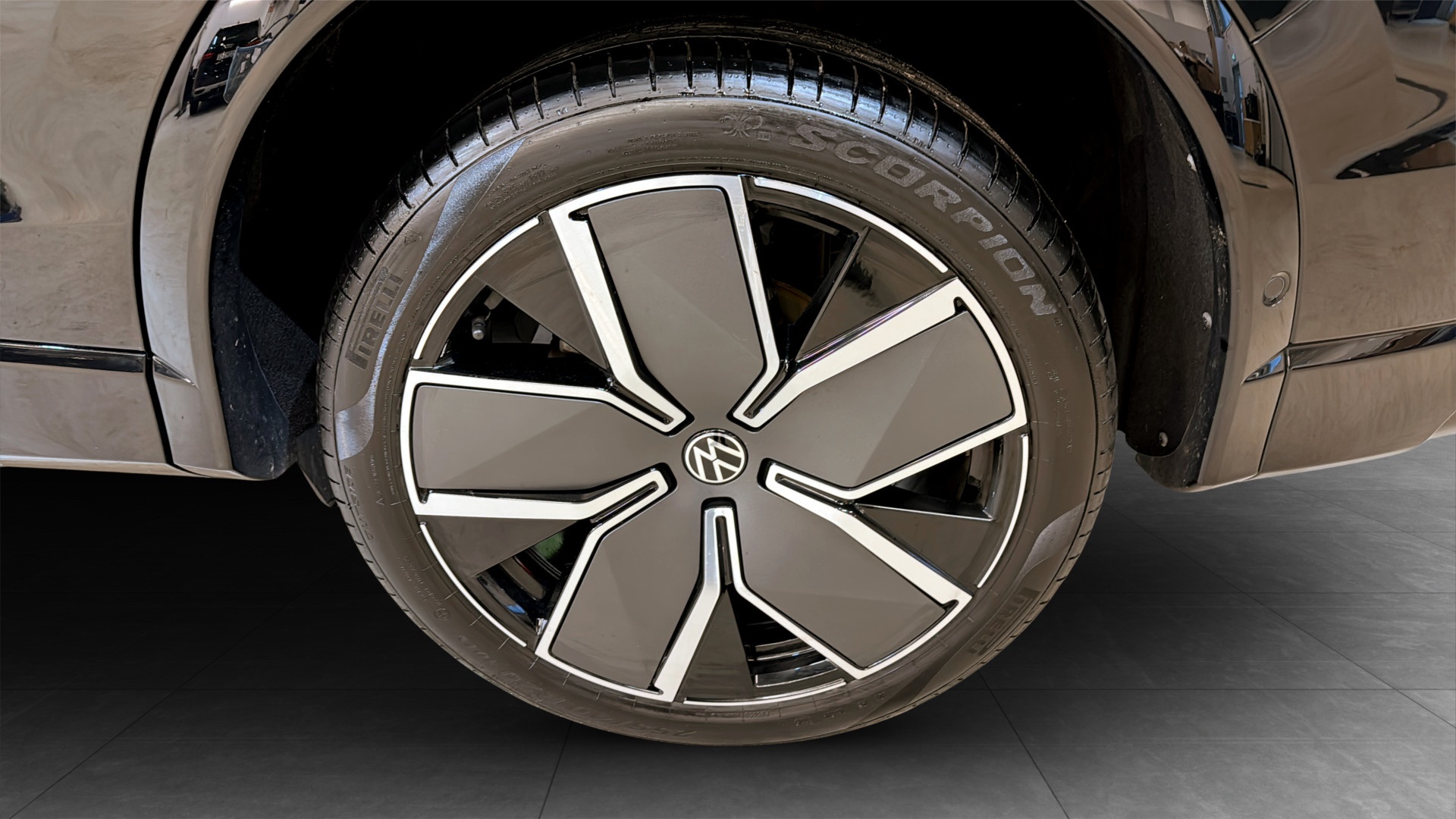 Volkswagen Tiguan BBN14L