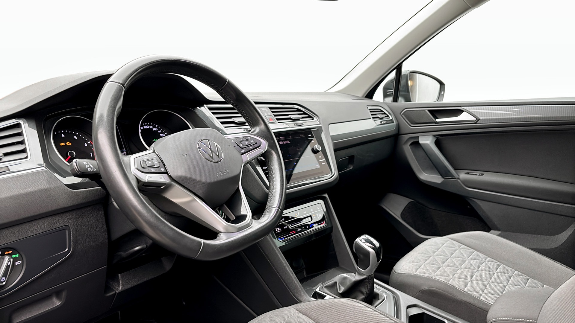 Volkswagen Tiguan BCC34E