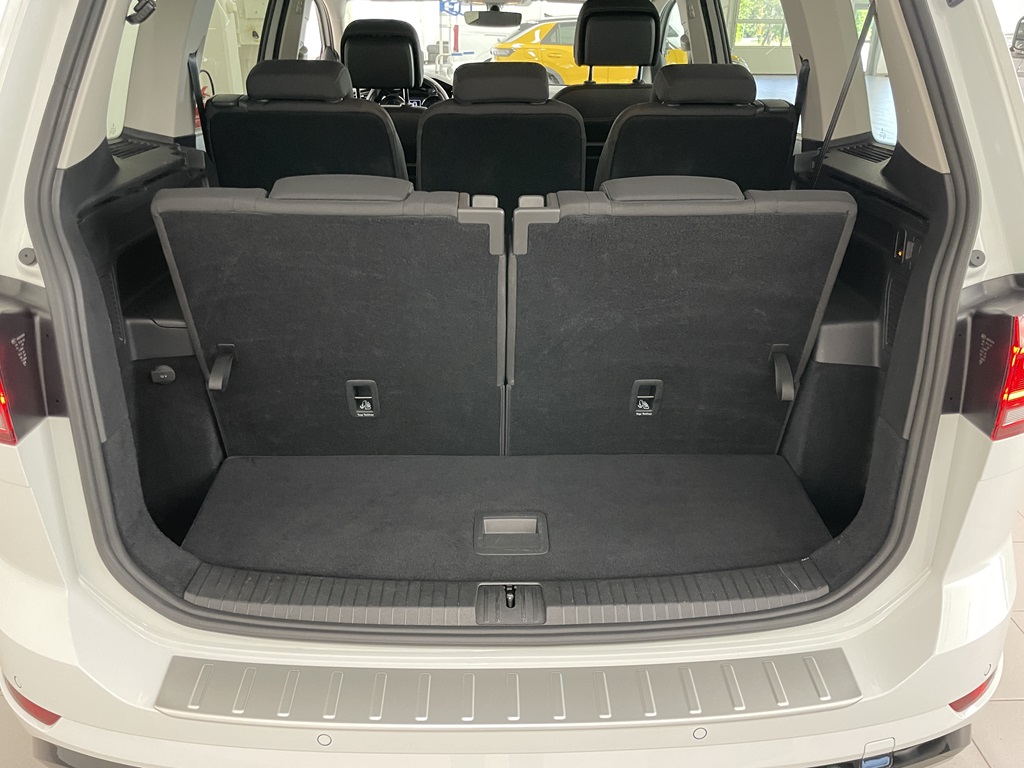 Volkswagen Touran BCF428