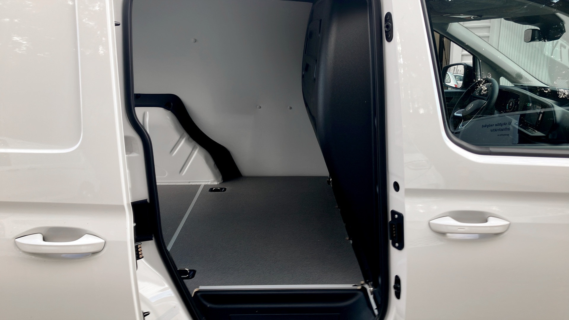 Volkswagen Caddy Cargo BCJ77Y