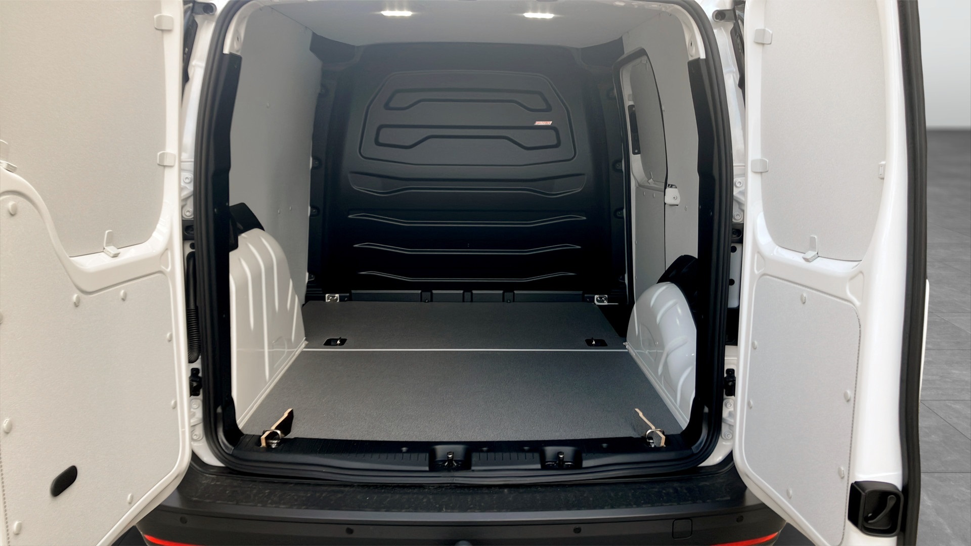 Volkswagen Caddy Cargo BCJ77Y