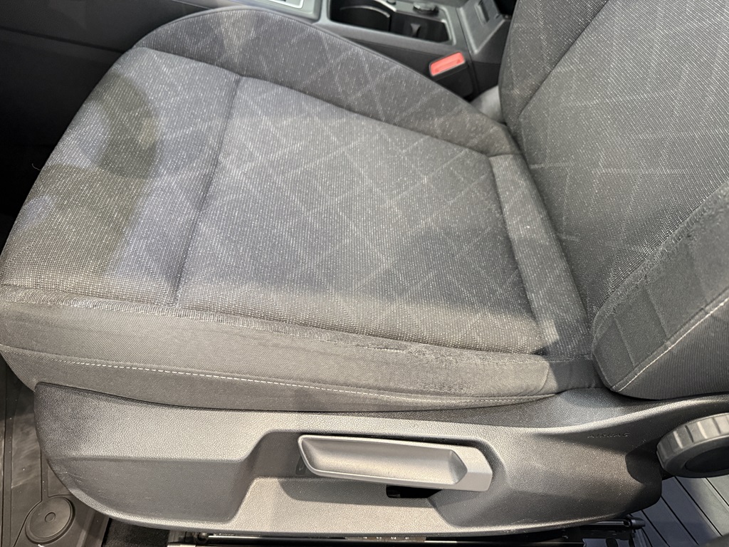 Volkswagen Golf BCU350