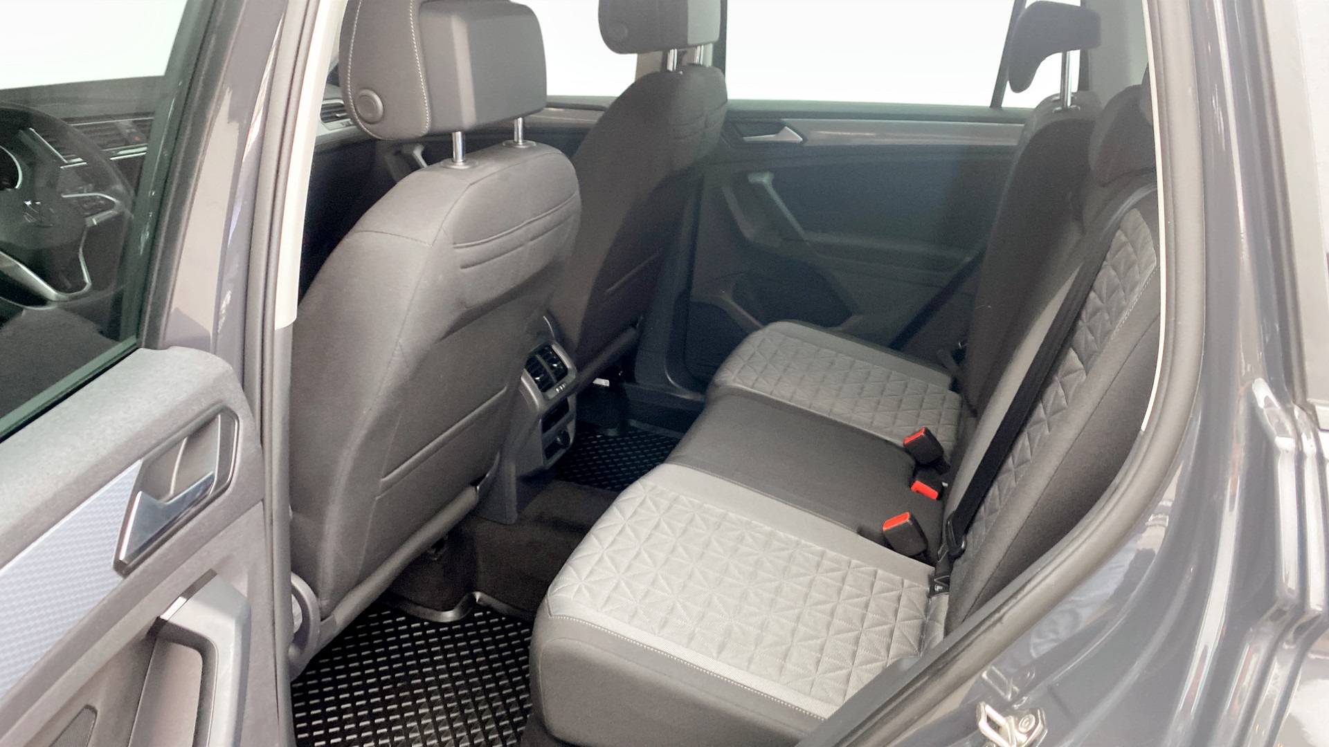 Volkswagen Tiguan BDH35M
