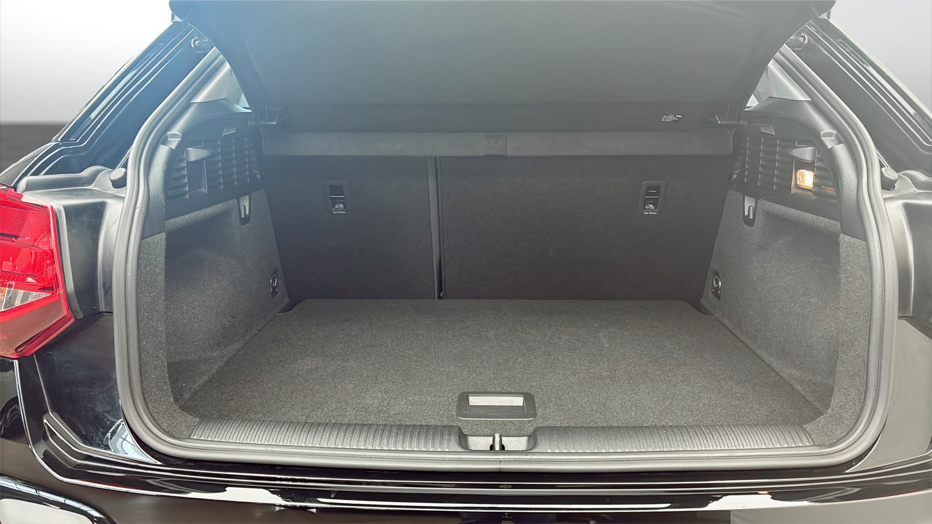 Audi Q2 BDW92D