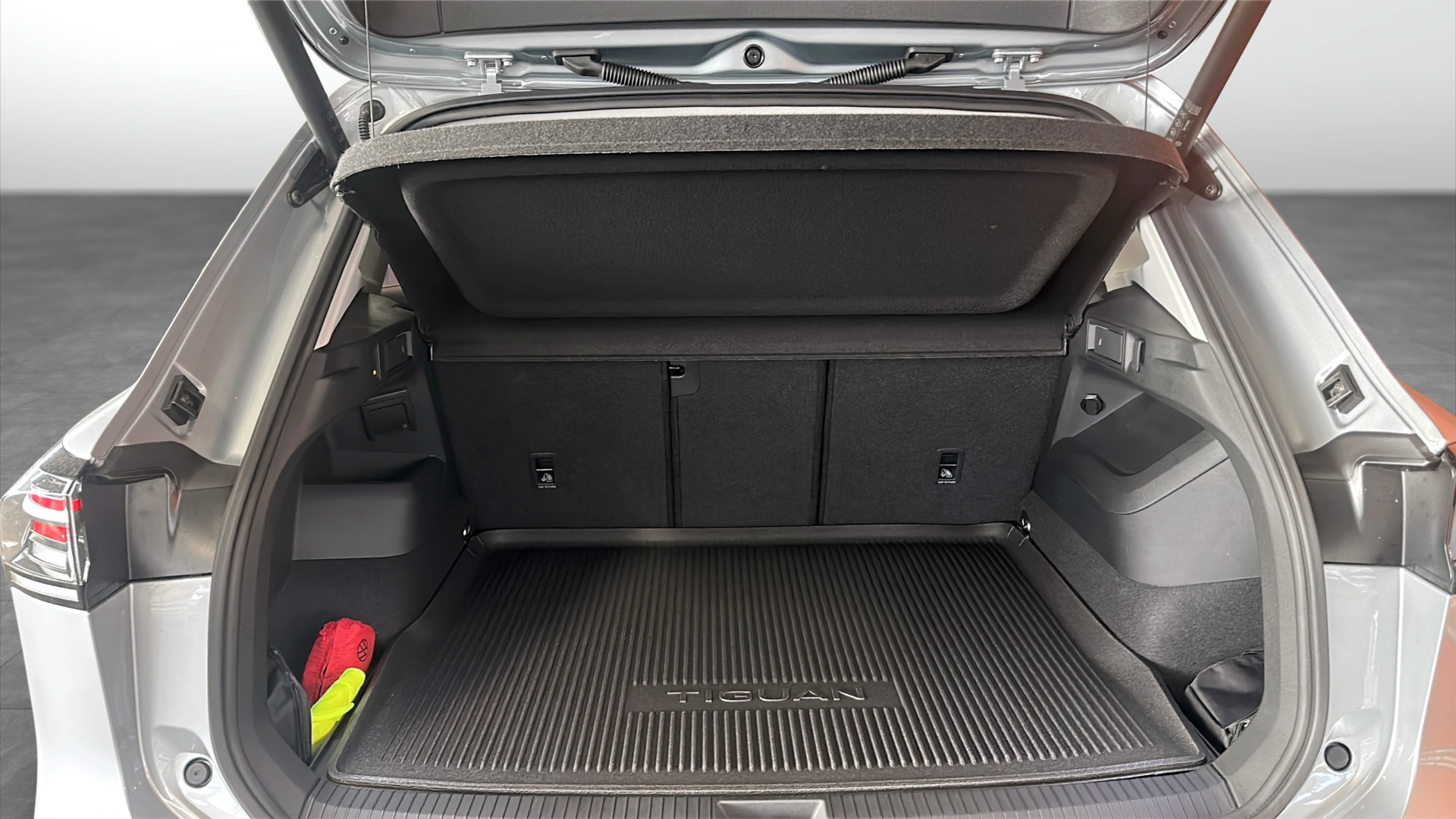 Volkswagen Tiguan BEG76X