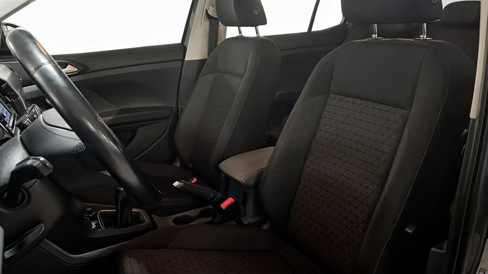 Volkswagen T-Cross BEK42K