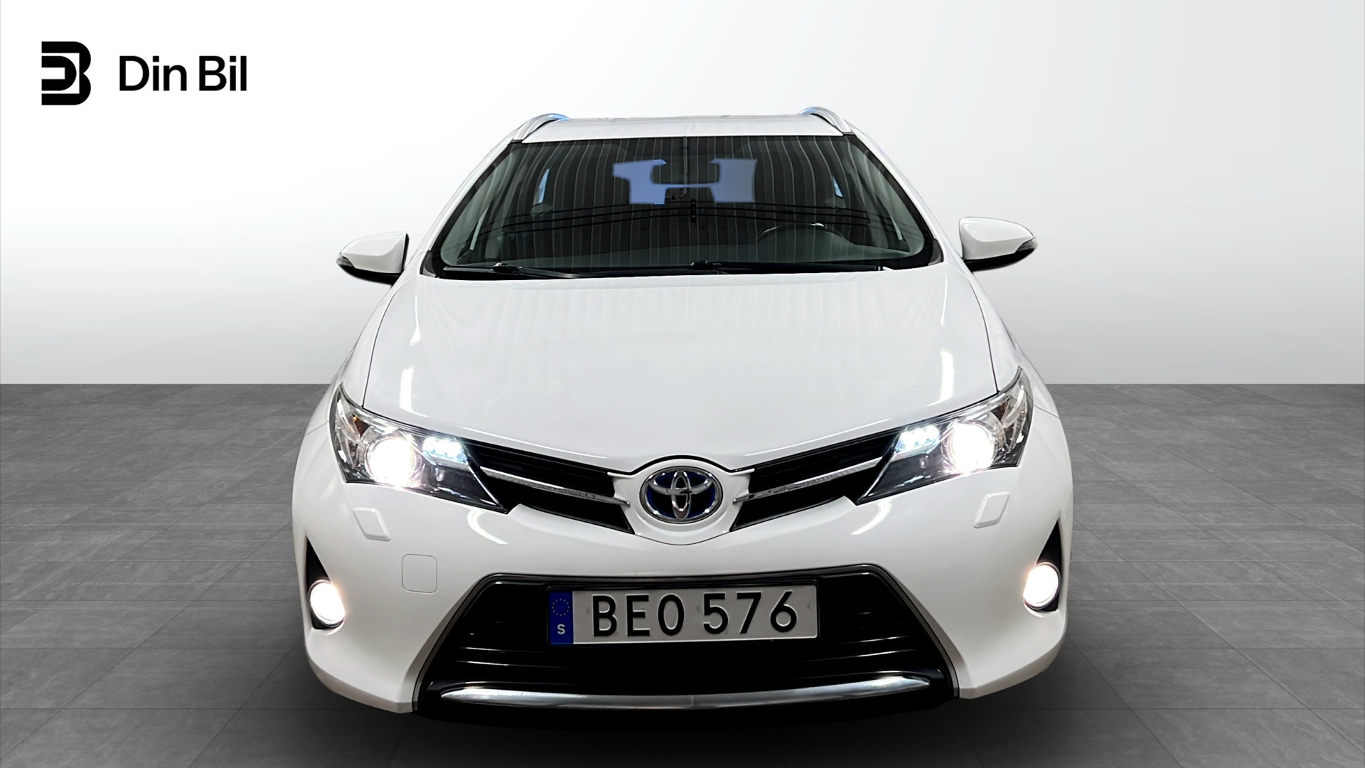 Toyota Auris BEO576