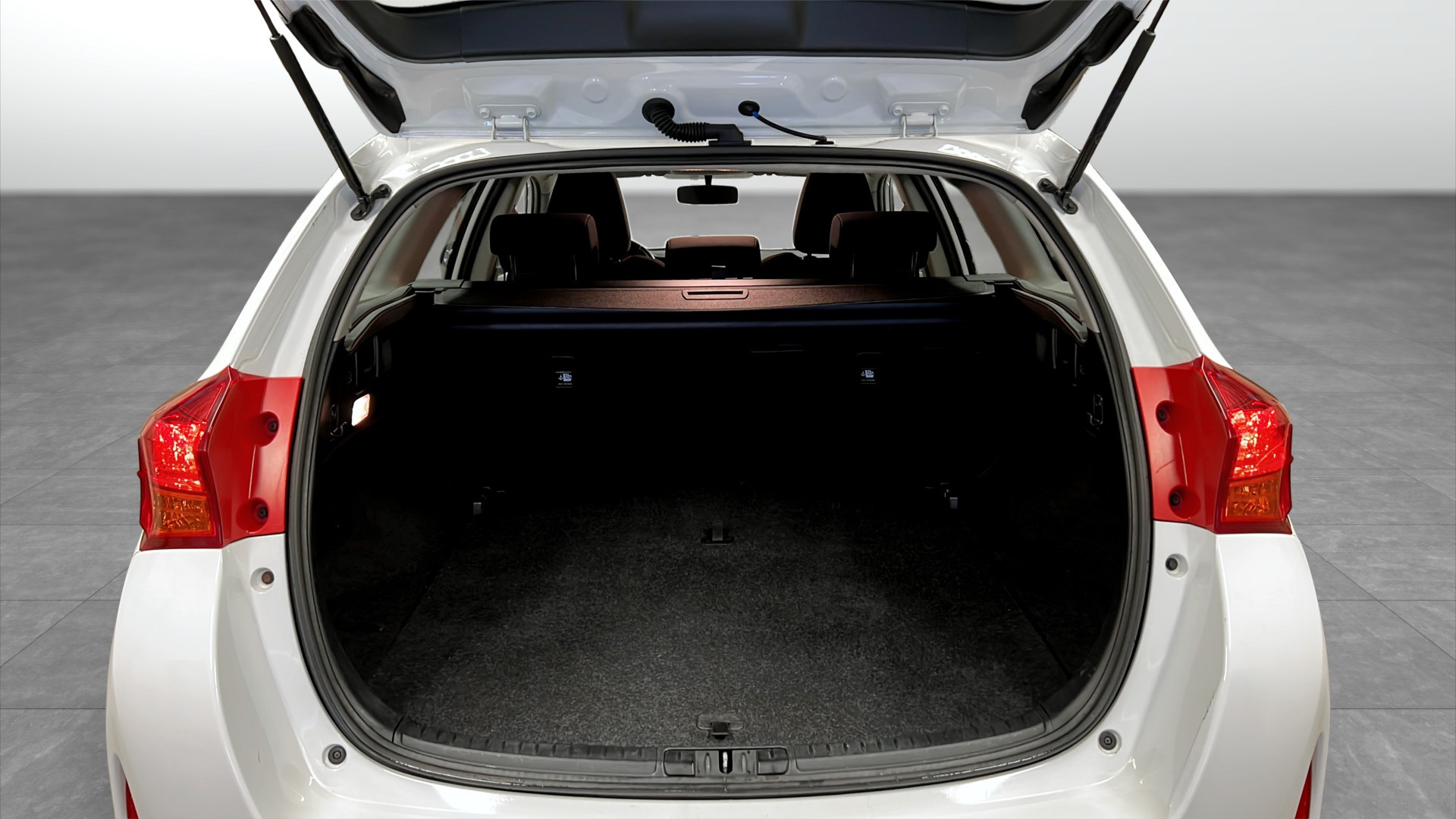 Toyota Auris BEO576