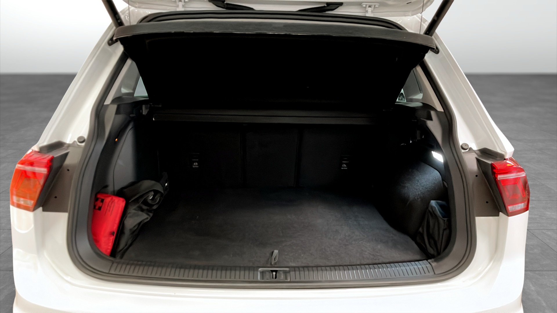 Volkswagen Tiguan BER38L