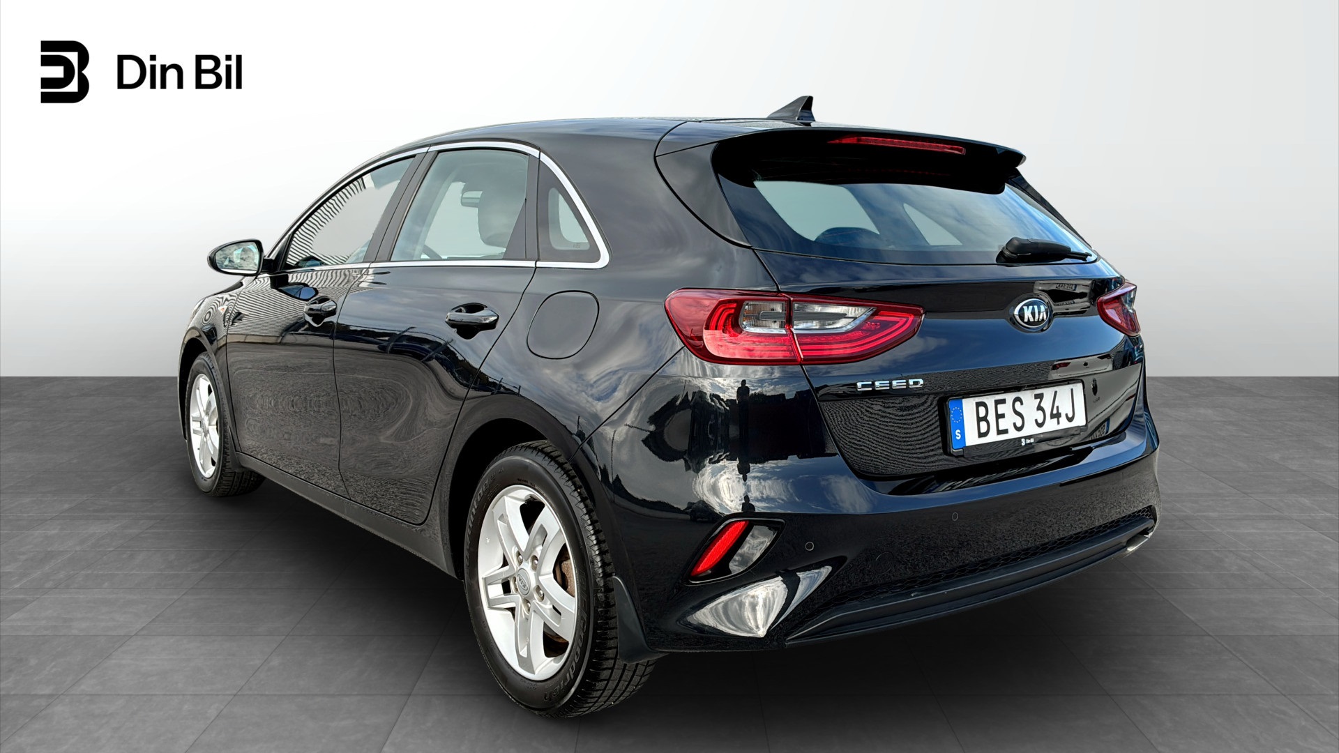 Kia cee'd BES34J