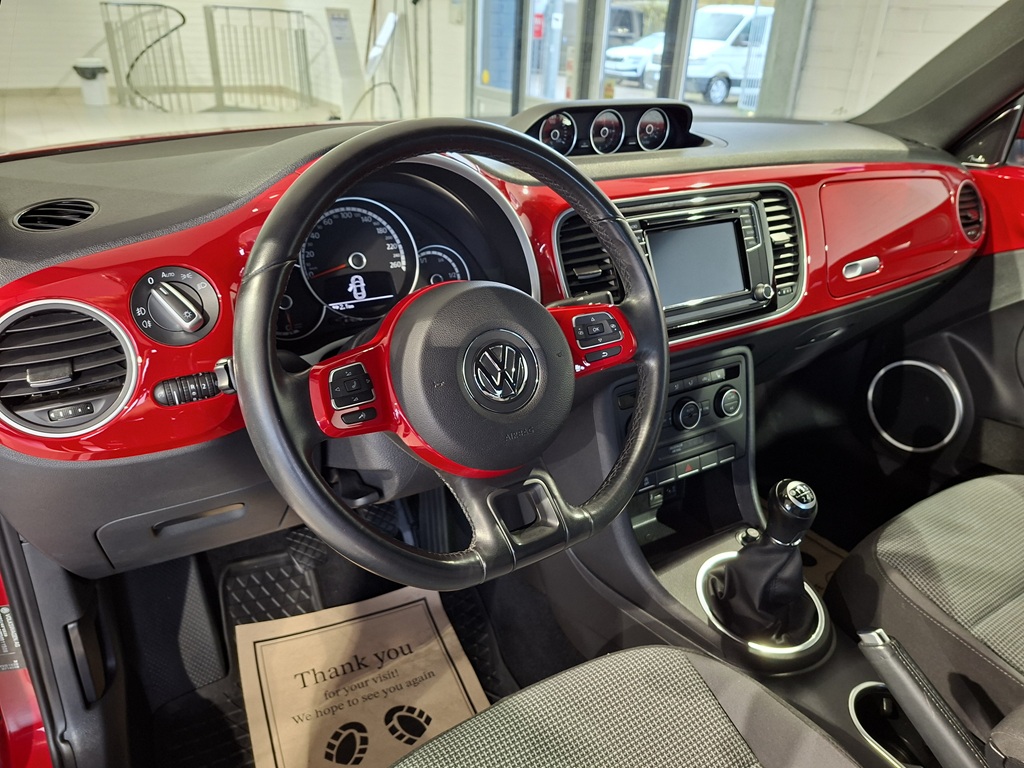 Volkswagen Beetle Cabriolet BFE772