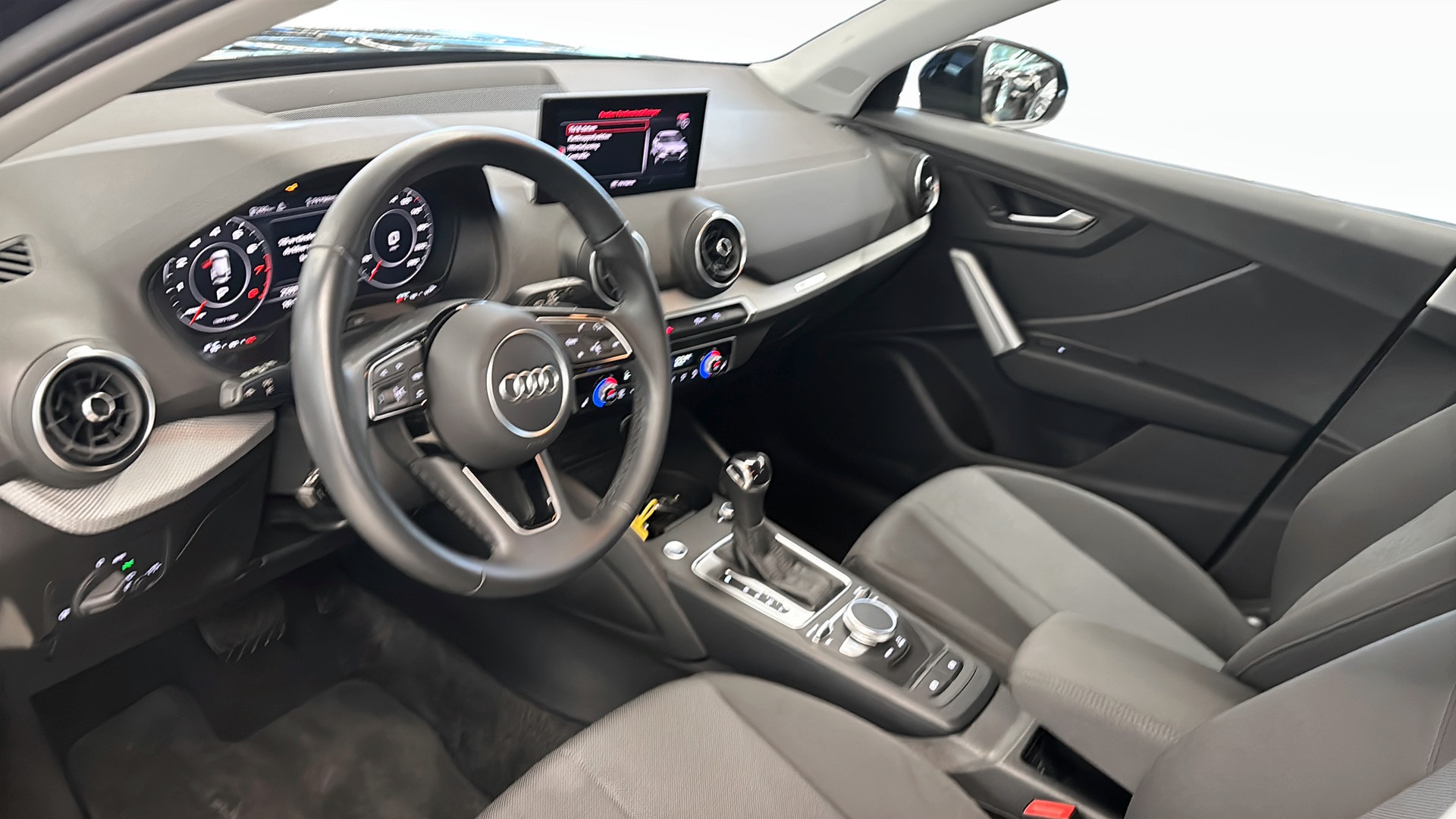 Audi Q2 BFW12D