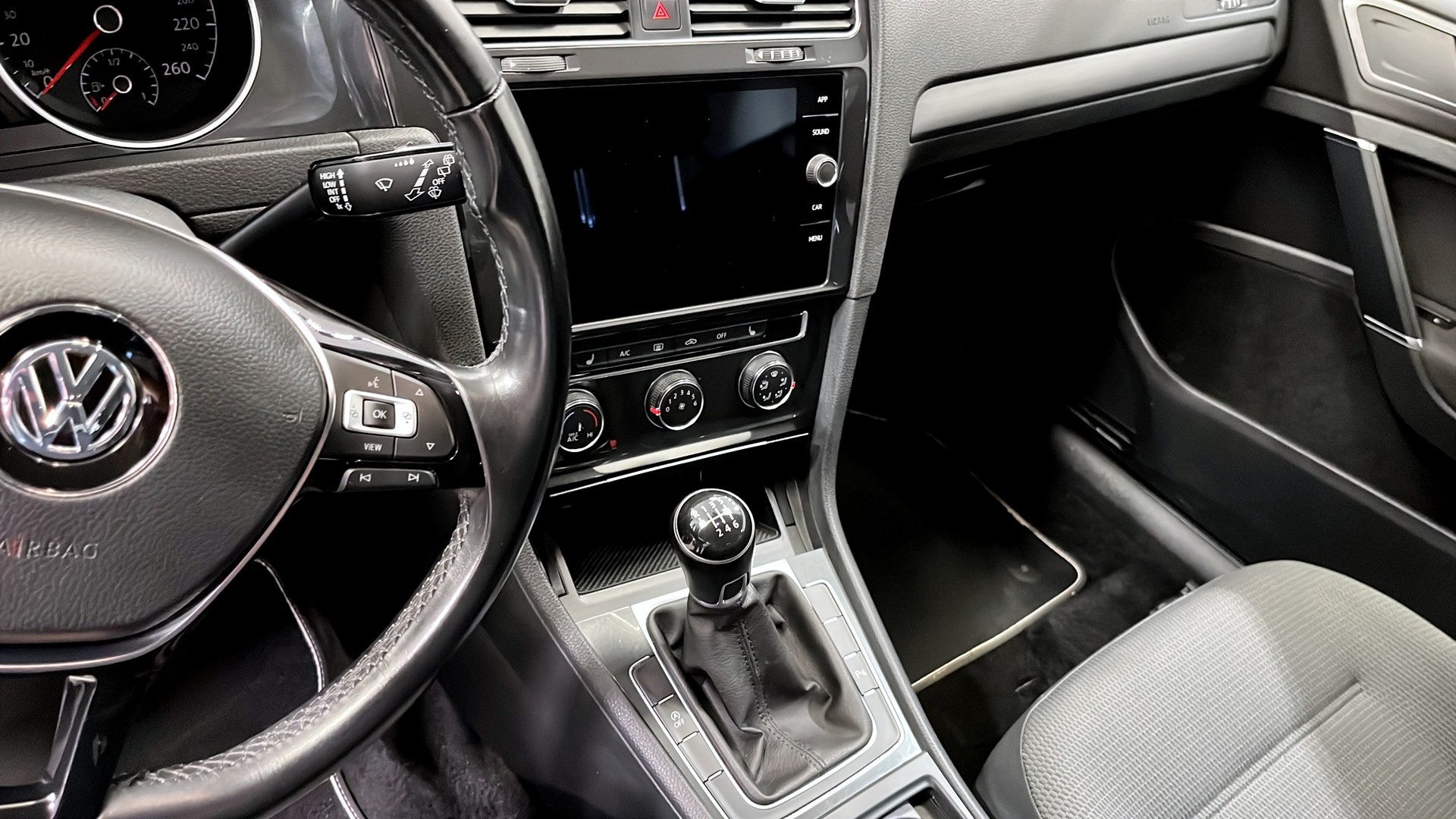 Volkswagen Golf BFX42Y