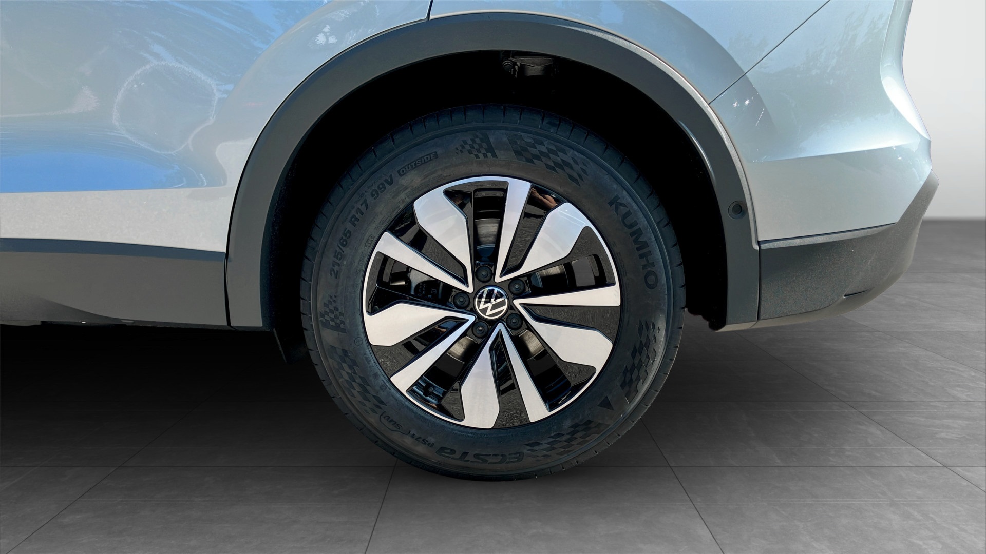 Volkswagen Tiguan BGG94P