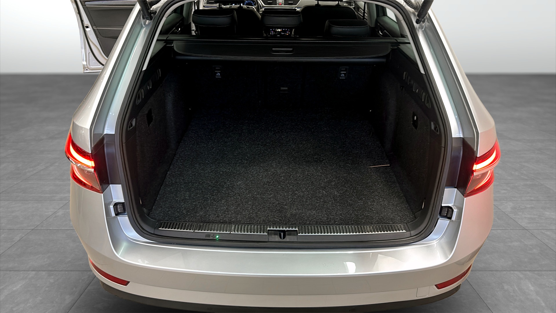 Skoda Superb Combi BGT75Z