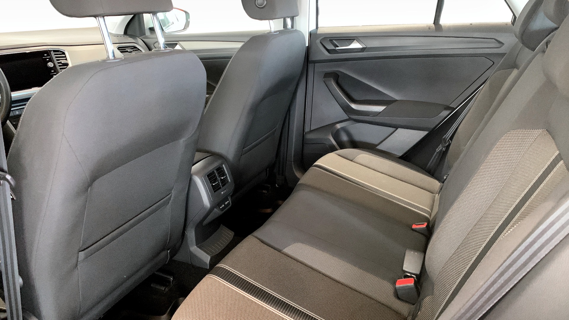 Volkswagen T-Roc BHG34F