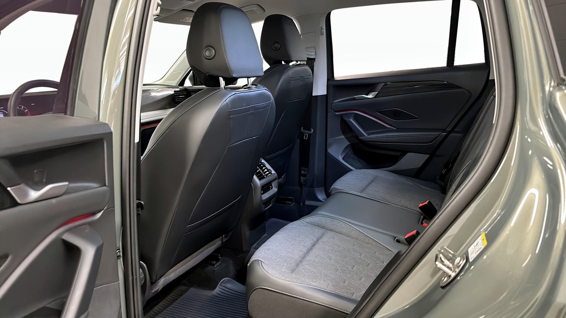 Volkswagen Tiguan BHG76N