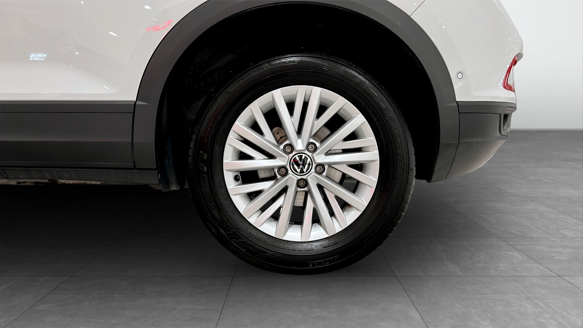 Volkswagen T-Roc BHM38Z