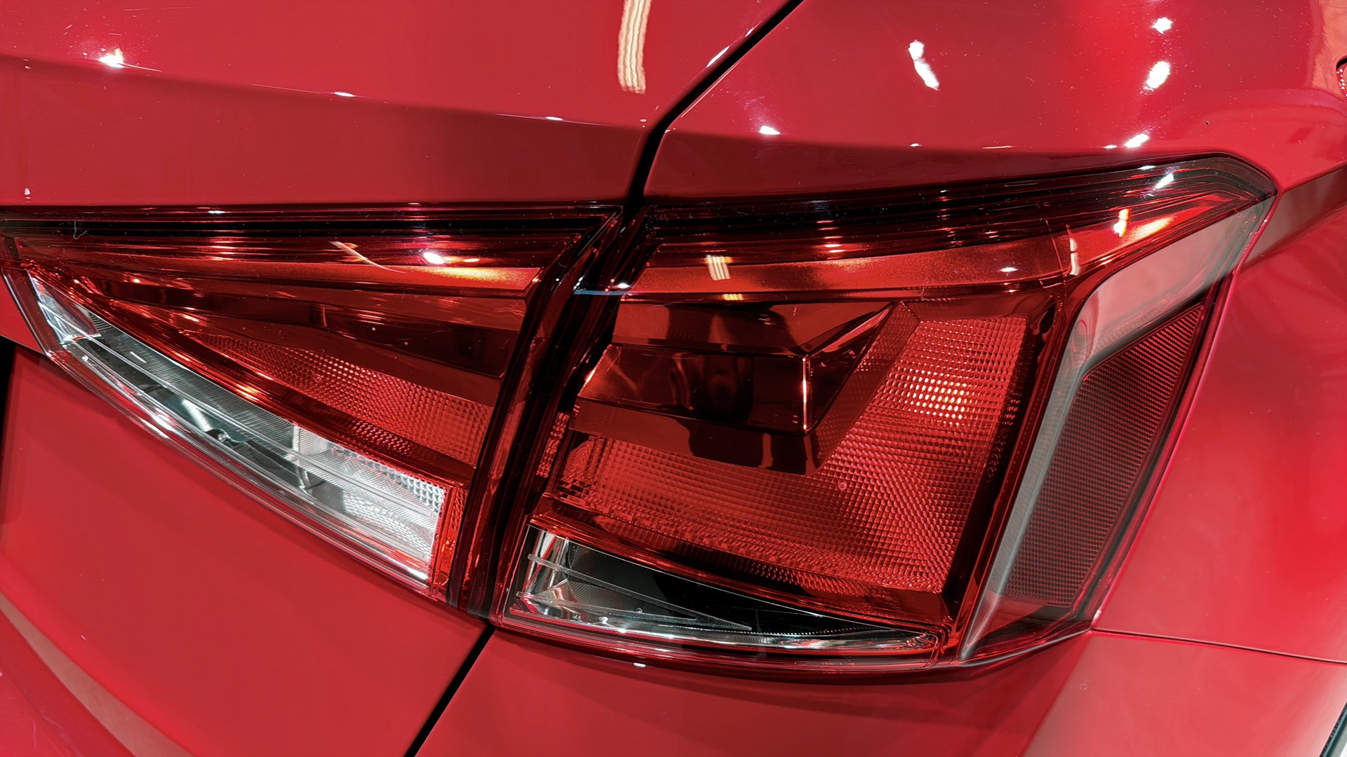 SEAT Arona BJA45W
