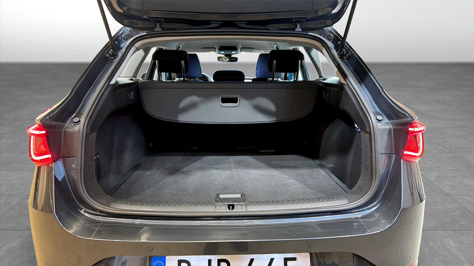 SEAT Leon Sportstourer BJB44E