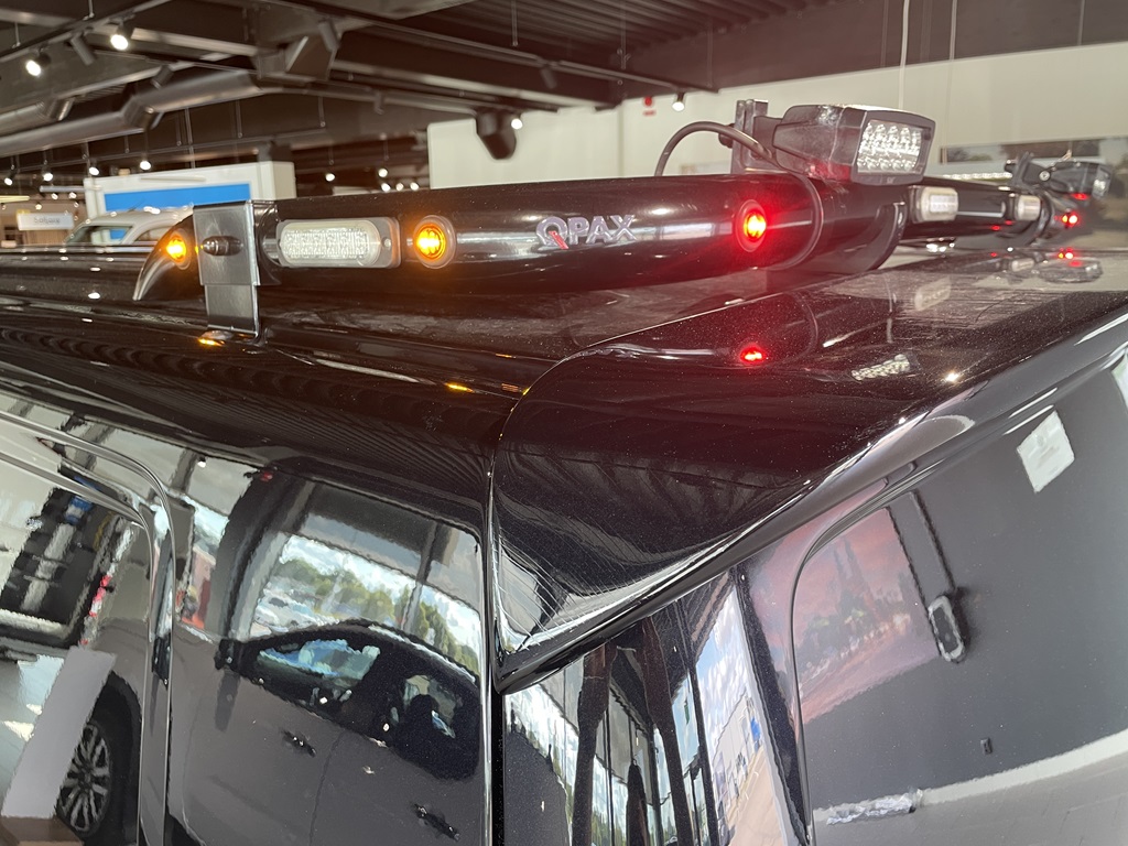 Volkswagen T6.1 Transporter lång hjulbas BJK74J