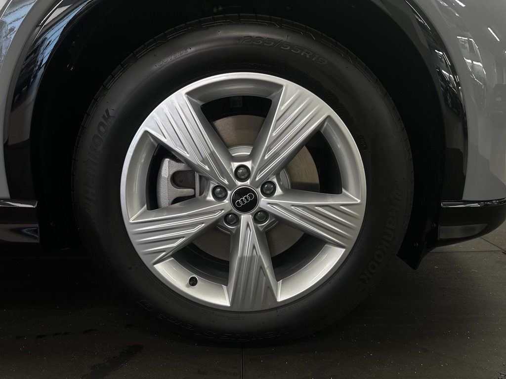 Audi Q4 e-tron BJP39P