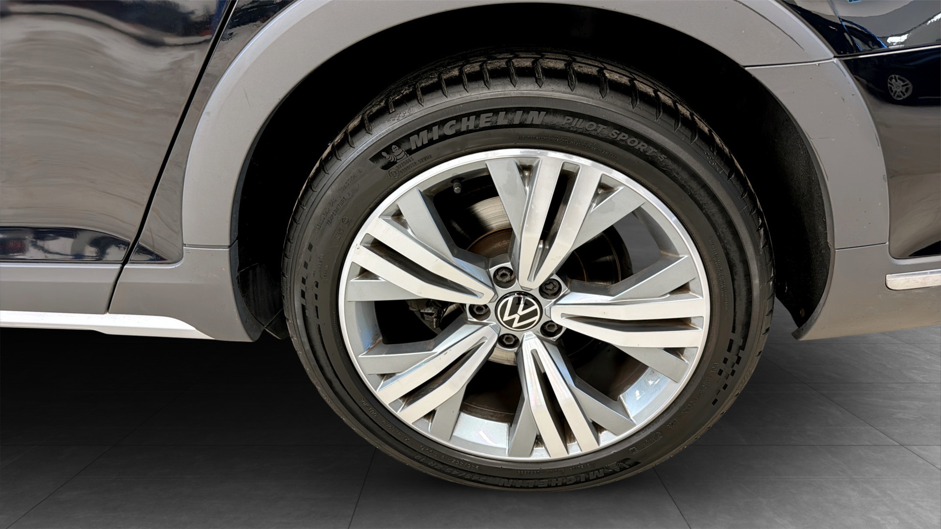 Volkswagen Passat BKE03F