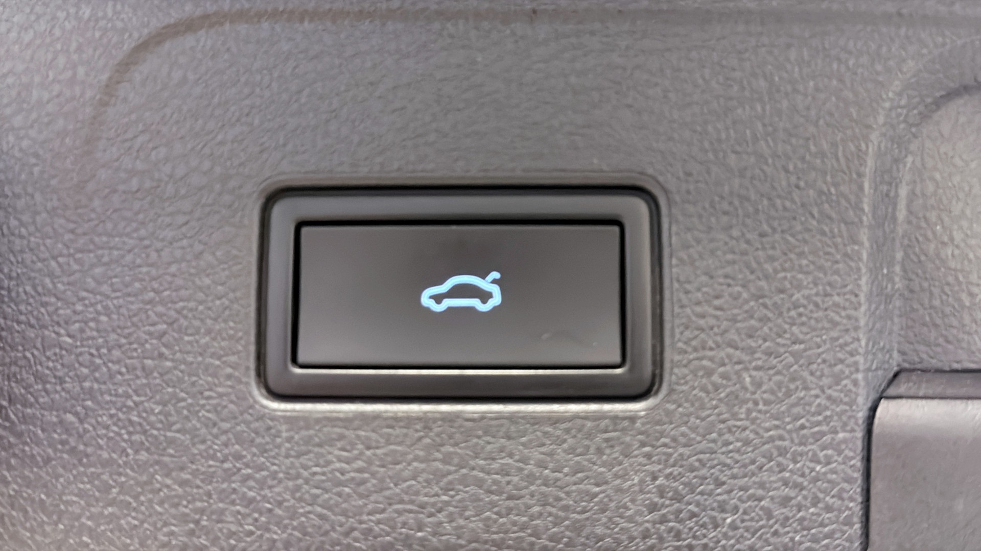 Volkswagen Passat BKE03F