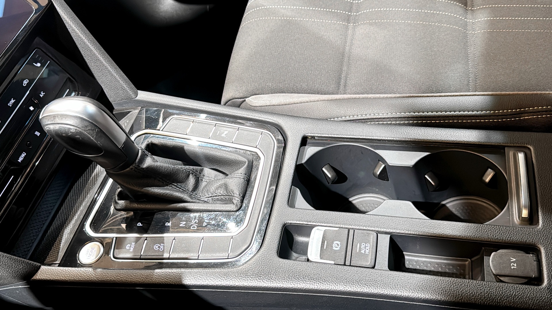 Volkswagen Passat BKE03F