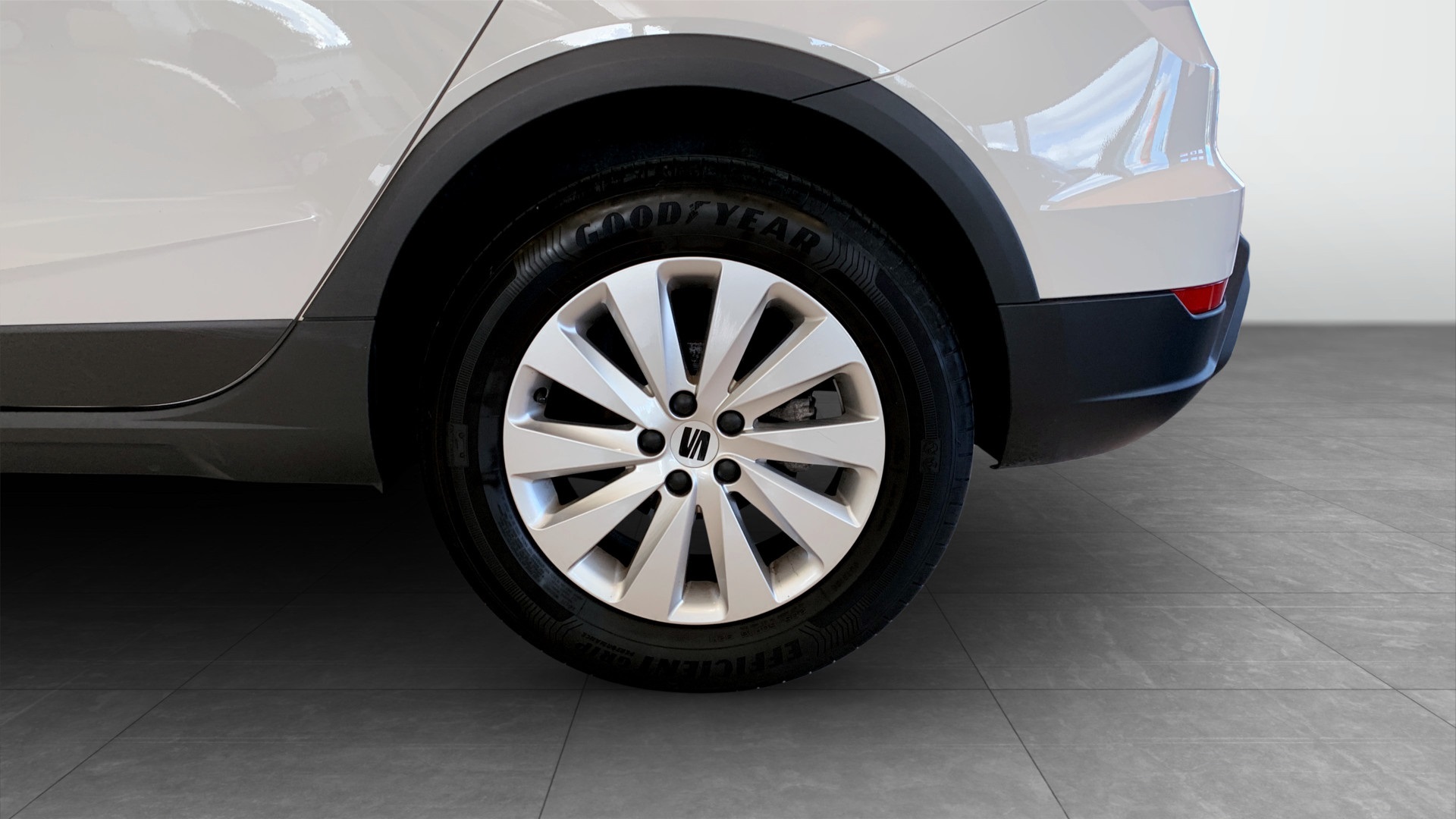 SEAT Arona BKP06Y