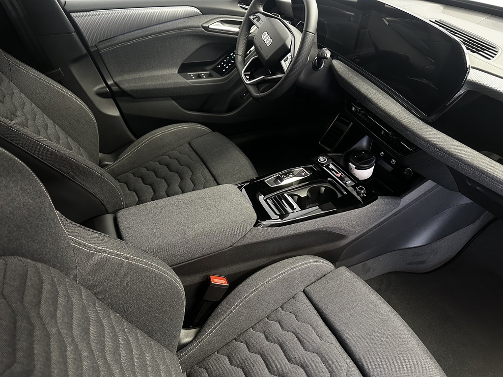 Audi A6 Avant e-tron BNR06P